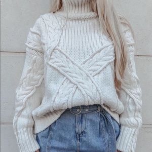 Zara oversized cable knit sweater bloggers fav
